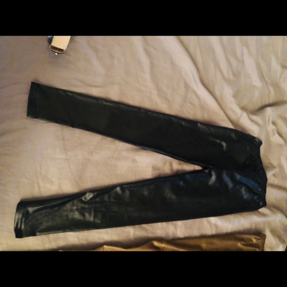 Black skimmer, legging, pant - Picture 2 of 3